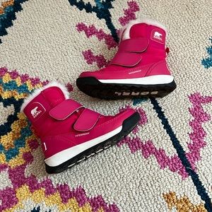 SOREL Whitney II Strap Boot - Little Girls’ 9